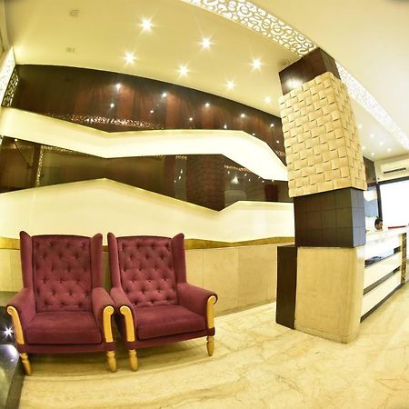 Hotel Manama Мумбаи Экстерьер фото