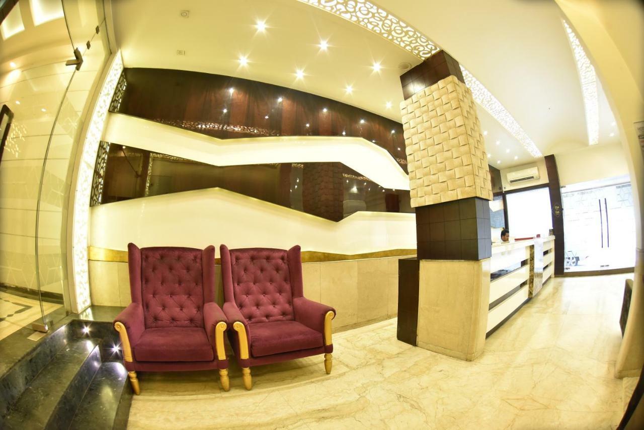 Hotel Manama Мумбаи Экстерьер фото