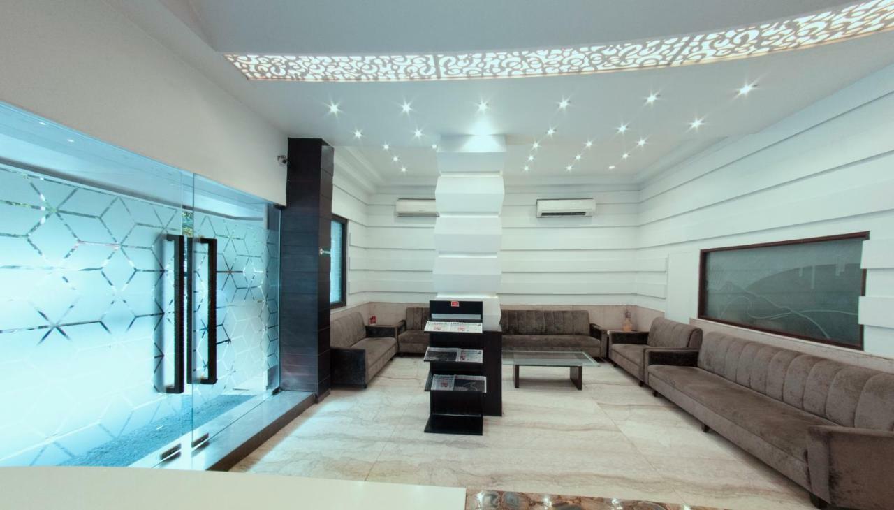 Hotel Manama Мумбаи Экстерьер фото