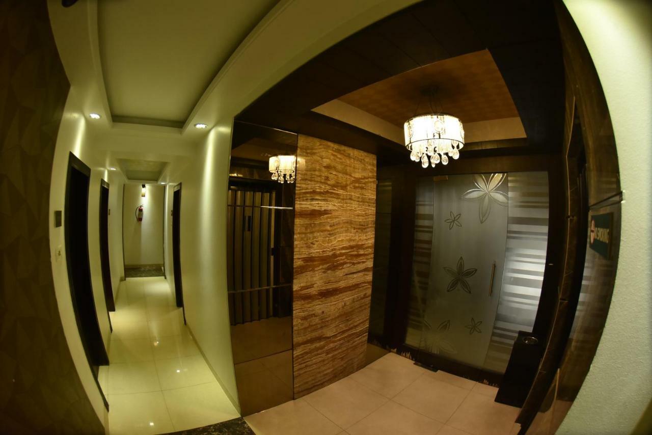 Hotel Manama Мумбаи Экстерьер фото