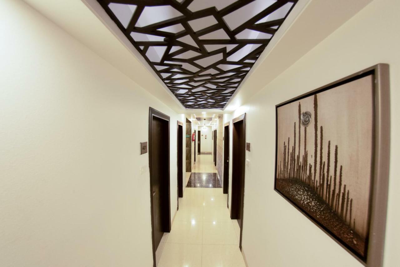 Hotel Manama Мумбаи Экстерьер фото