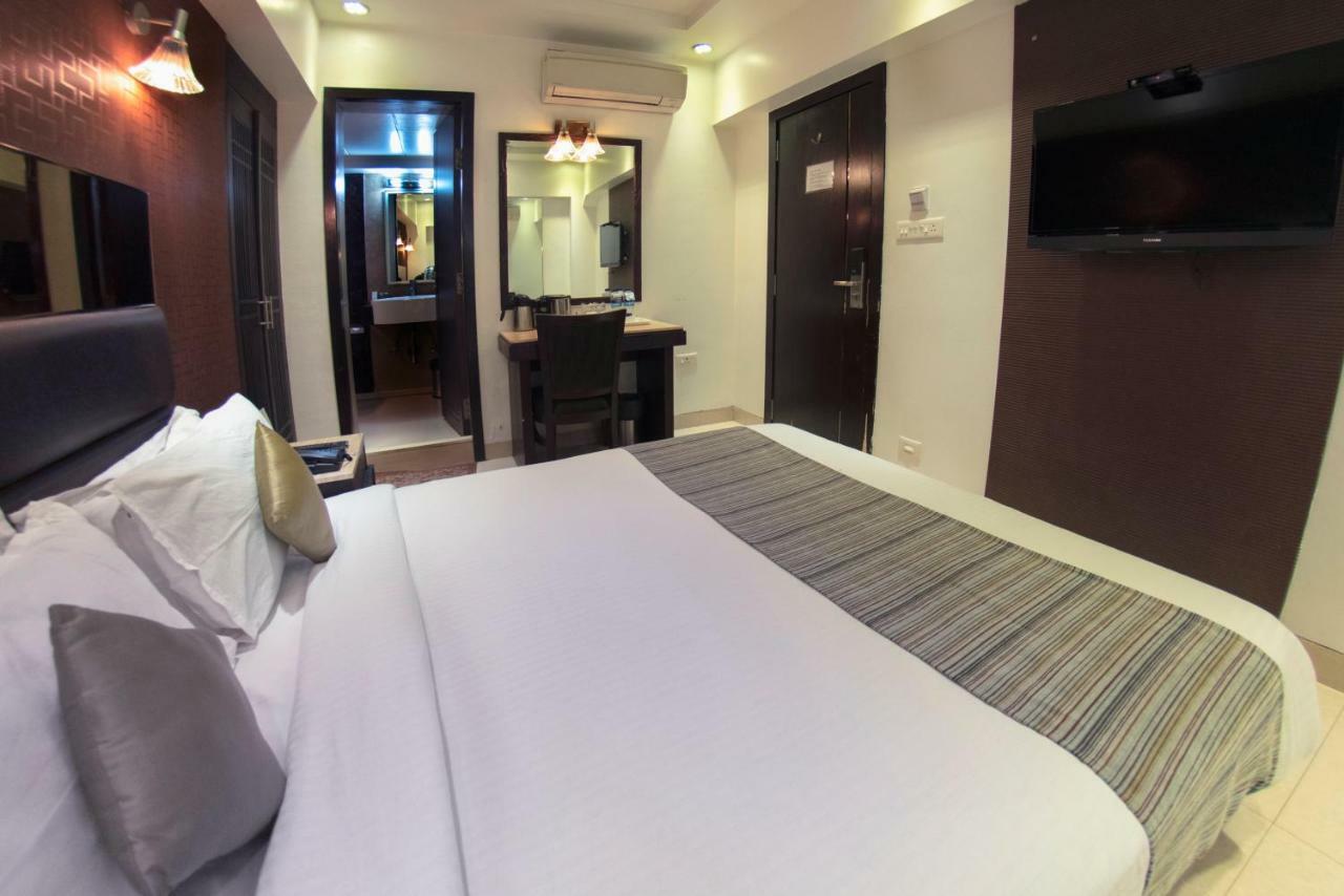 Hotel Manama Мумбаи Экстерьер фото